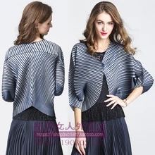 Issey Miyake новая весна складной рукава летучая мышь полупальто тонкой полоской мозаики свободные Универсальный кардиган Плиссированные пальто