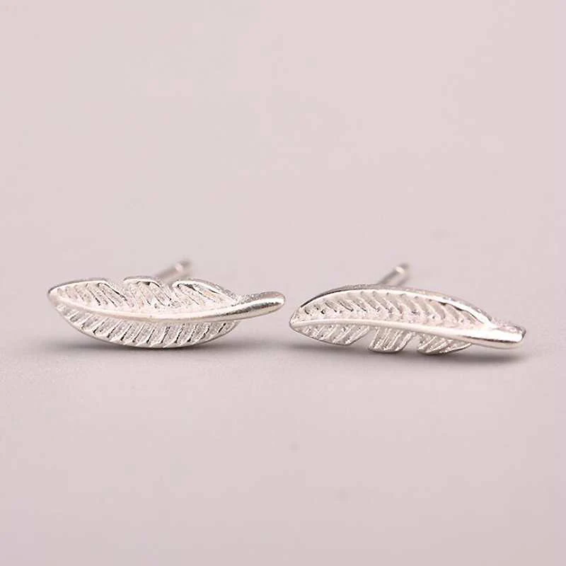 

Ruifan Newest 925 Sterling Silver Women's Jewelry Fashion Tiny 4mmX13mm Feather Stud Earrings Gift For Girls Kids Lady YEA155