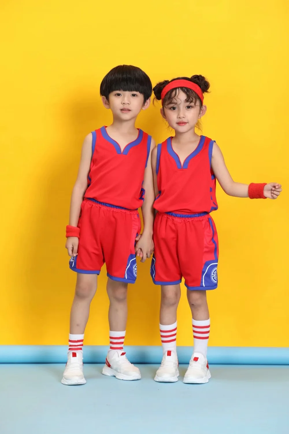 Детские баскетбольные Трикотажные изделия для мальчиков и девочек, форма для бега Наборы спортивный костюм на заказ футбольной команды Детские Молодежные баскетбольные формы, без надписей шорты