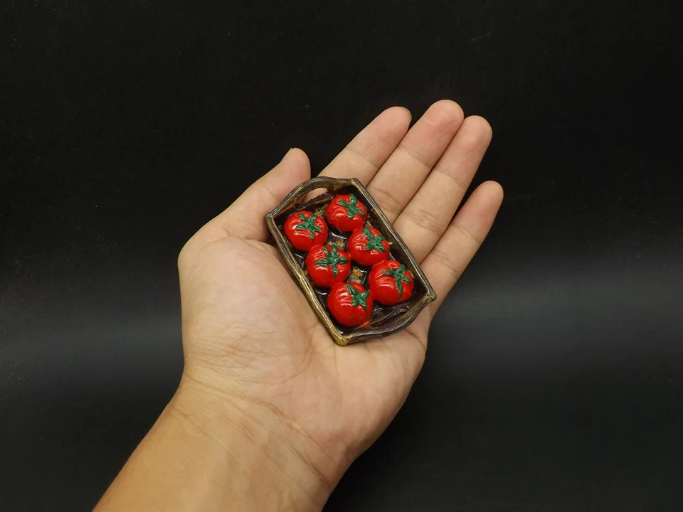 Tiny-Food013-Tomato (4)