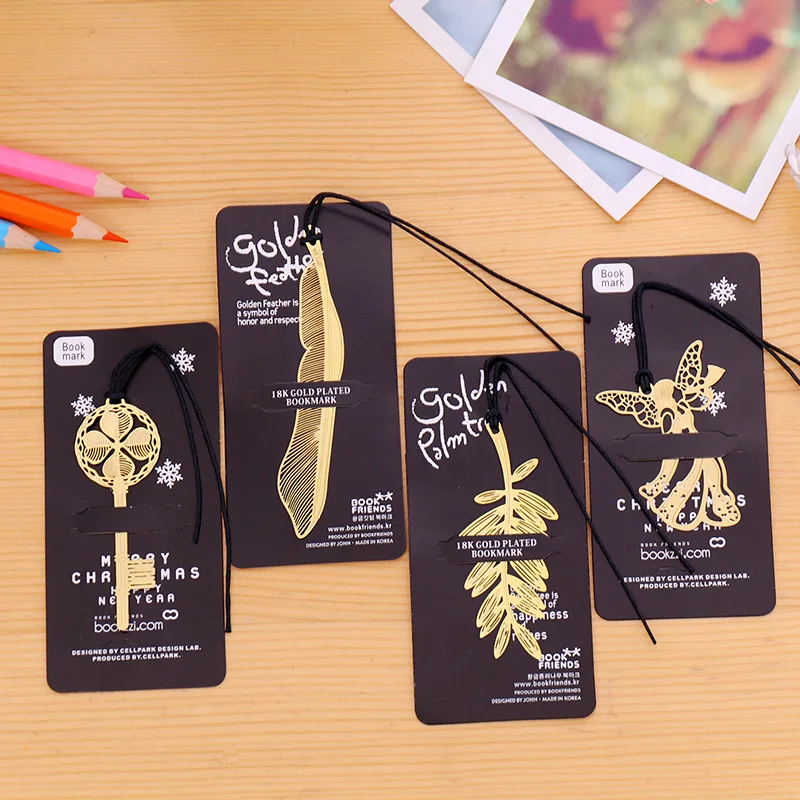

1pcs Random Fine Metal Beautiful Feathers Bookmarks Marker Stationery Realistic Kawaii Cartoon Bookmarks Office School Supply