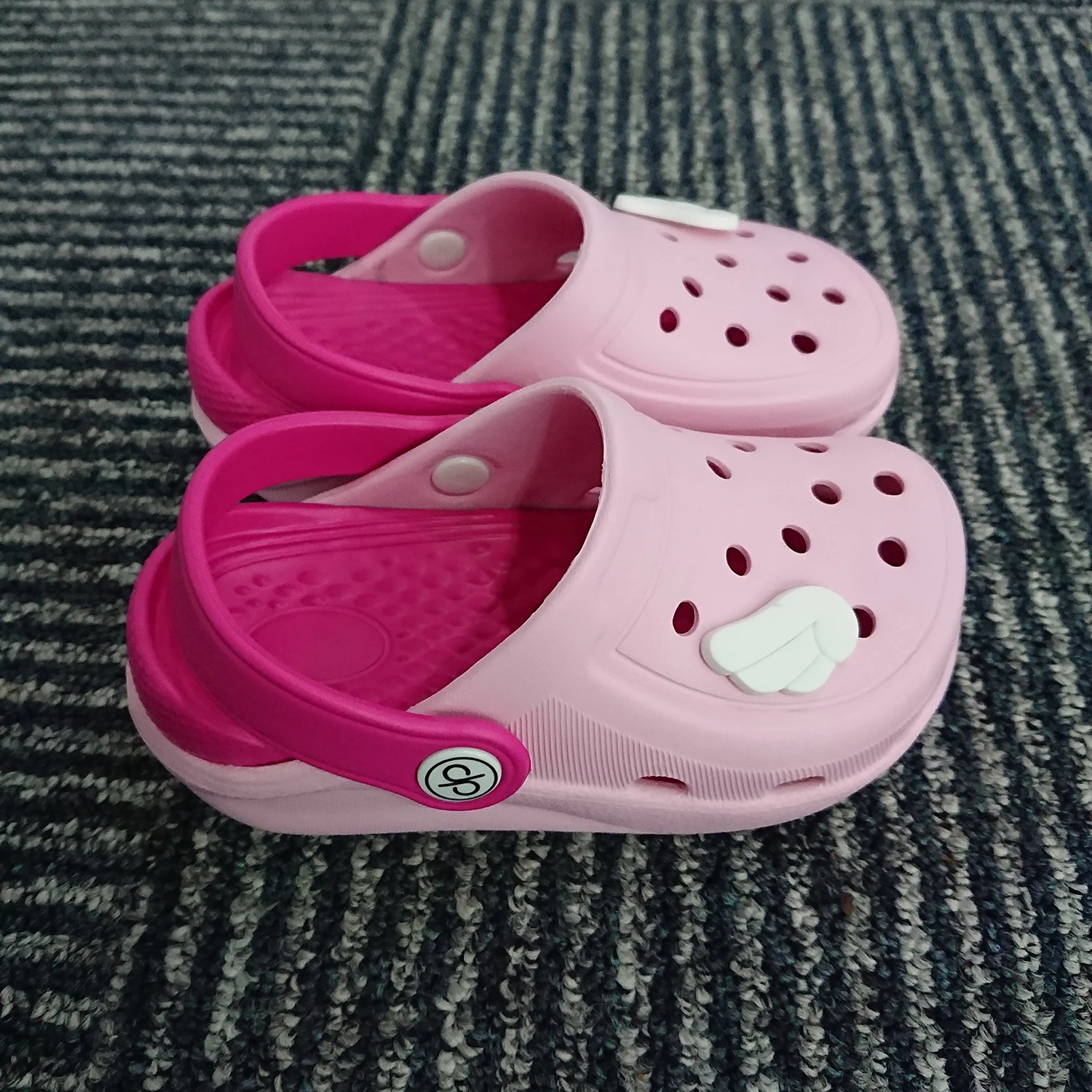 DRIPDROP Тапочки для девочек | Пляжные сандалии для мальчиков | Летние садовые Сабо | Детские Тапочки | Обувь с крыльями | Дет
