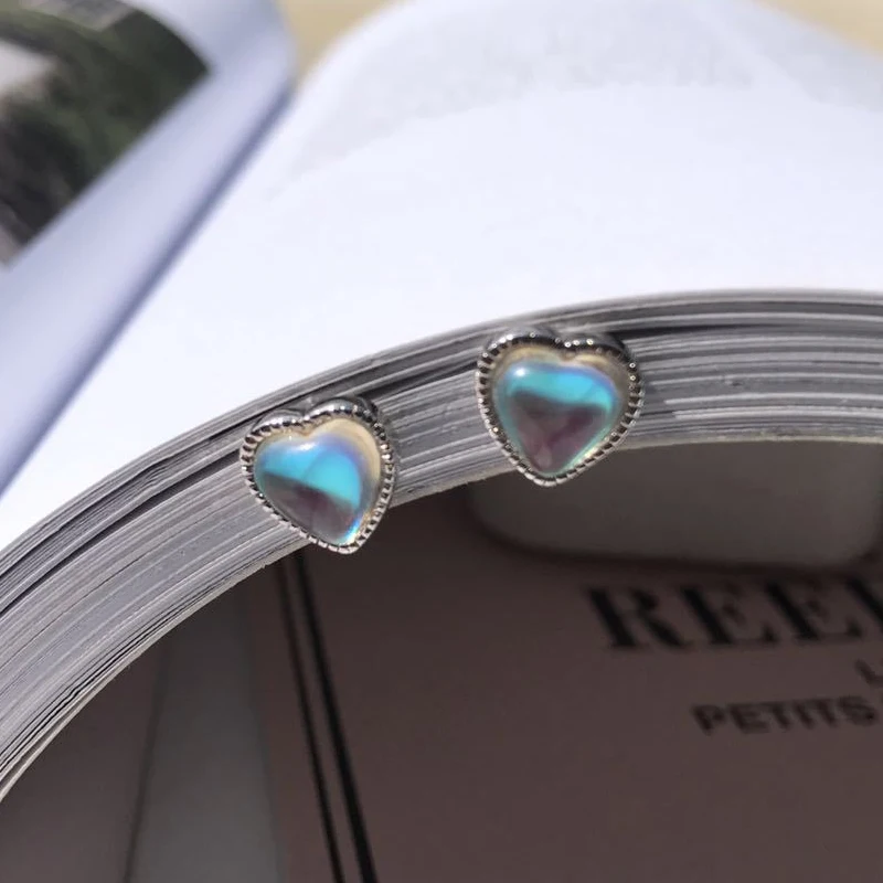 moonlight stone heart stud earrings (2)