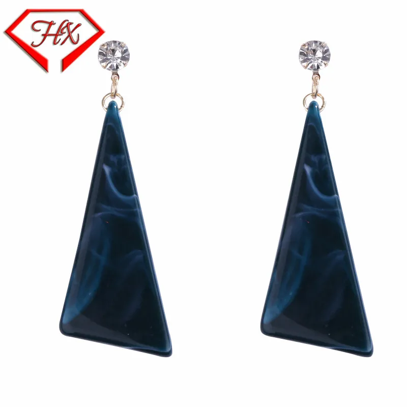 

HX 2018 Europe and America Vintage Resin Acrylic Marble Texture Triangle Pendant Earrings Women Fashion Temperament Stud Earring