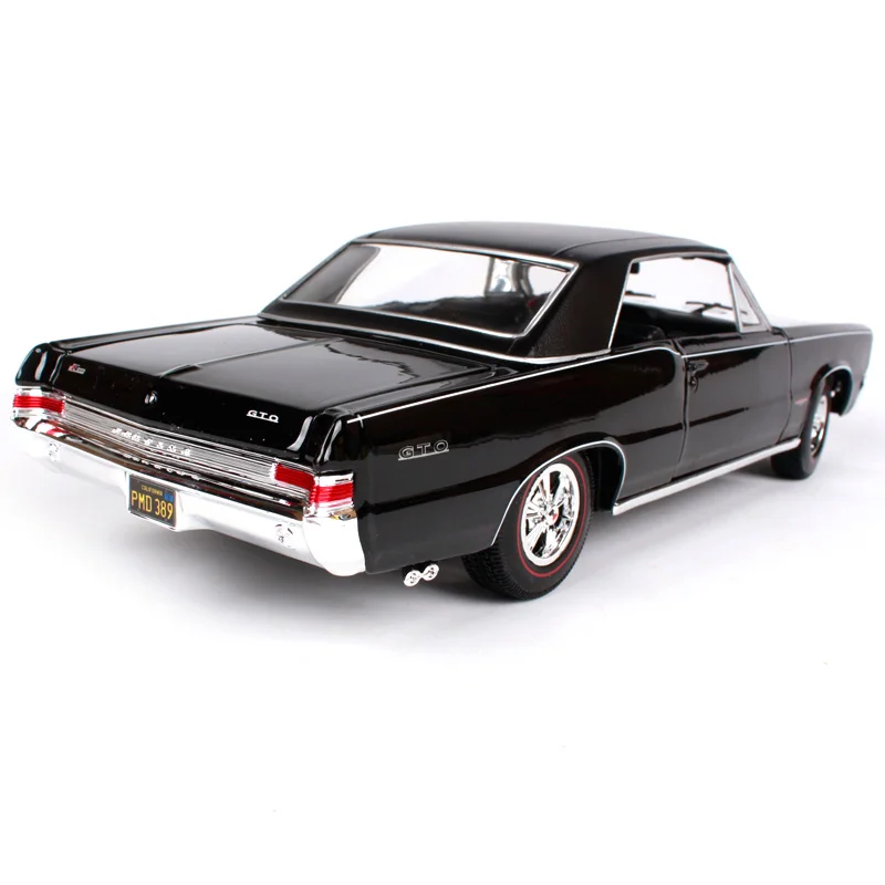 Maisto 1:18 1965 pontiac gto hurst, литая машина 285*100*80, Классическая Роскошная Черная мужская модель автомобиля, автомобильный коллективный выпуск 31885