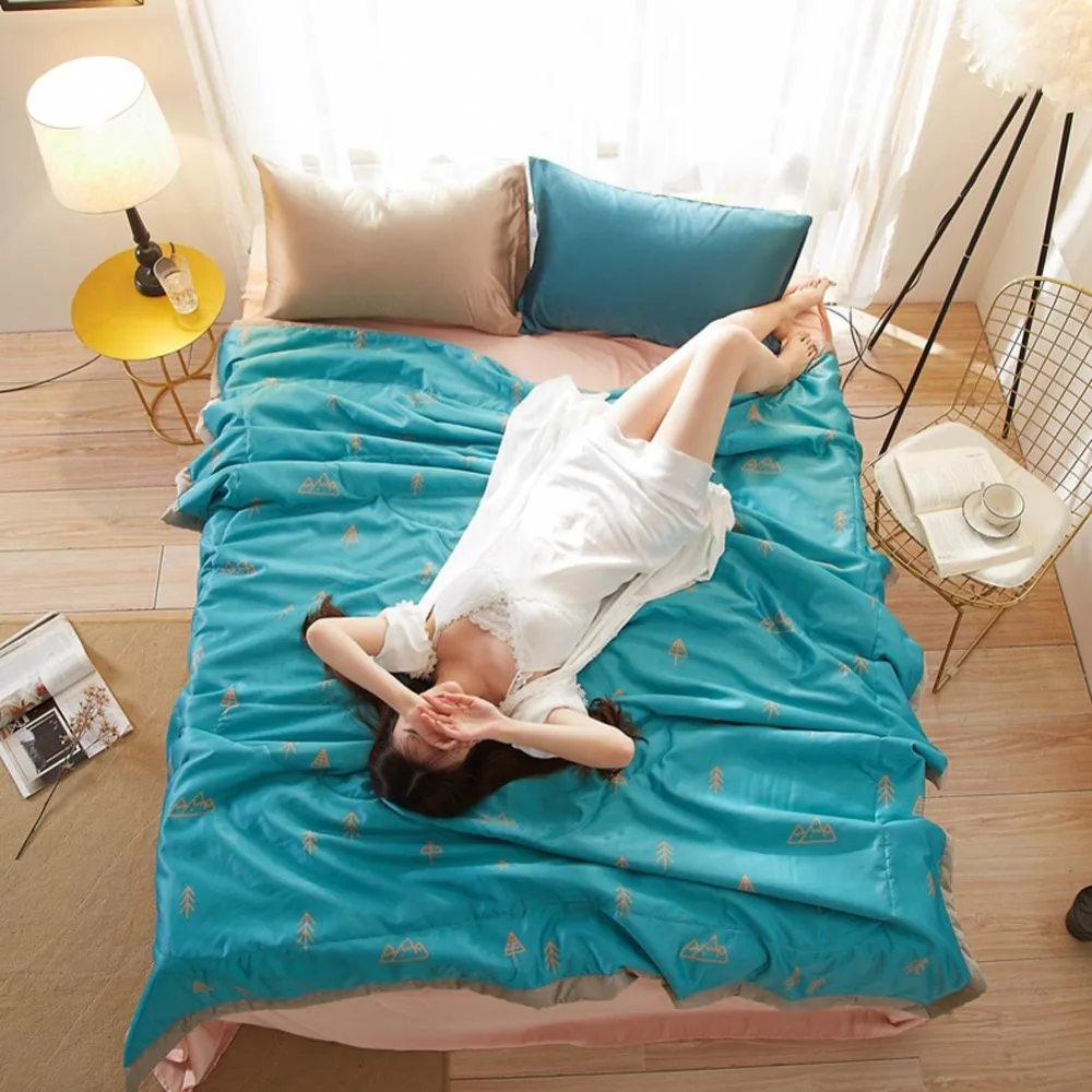 

2019 Trees Print Blue Green Thin Summer Quilt Air-condition Stitching Comforter Satin Polyester Fabric Polyester Twin Queen Size