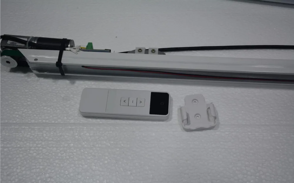Wireless-Electronic-Motorised-Window-Opener-Winder-for-Sliding-Window-300mm
