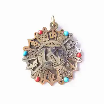 

TBP106 Tibetan Six Words OM Mantras Amulets Pendants for Man Copper