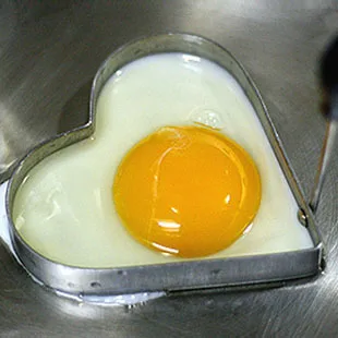 

3 pcs /lot Kitchen utensils creative core Fried egg ring loving heart egg apparatus heart egg mould free shipping