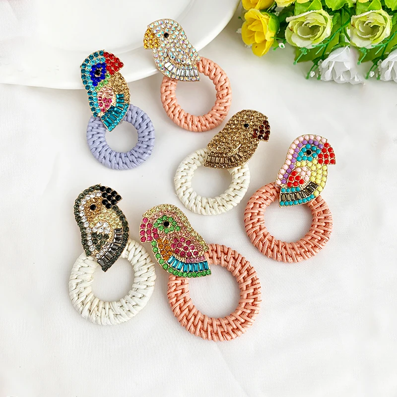 

Design Crystal Bird Stud Earrings for Women Bohemian Vintage Handmade Bamboo Rattan Weaving Crystal Earrings Jewelry Christmas