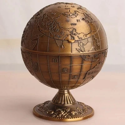 

Globe ashtray creative personality trend multi-function European retro large ashtray metal living room home with lid