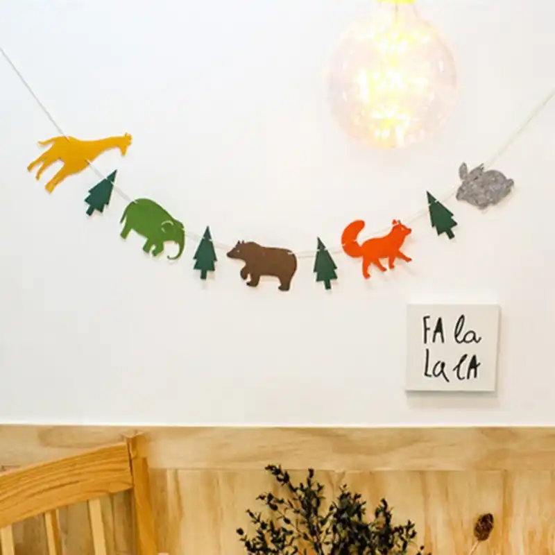Cartoon Animal Giraffe Elephant Soild Paper Flags Christmas Tree
