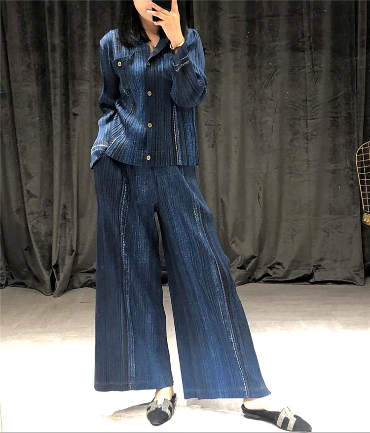 

HOT SELLING Miyake fold the clothes denim suit fold long sleeve denim coat + wide-legged pants Two-piece suit IN STOCK