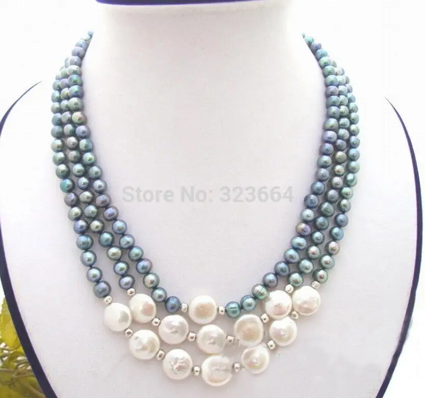 

Beautiful! 3Strds Black&White Coin Pearl Necklace