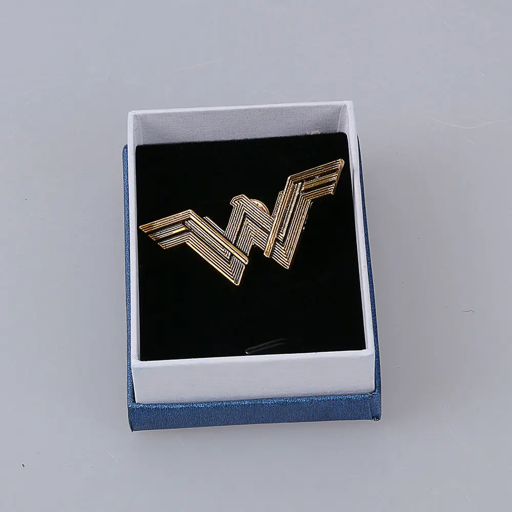 New Justice League Badge Wonder Woman Logo Metal Pin Cosplay Props  6