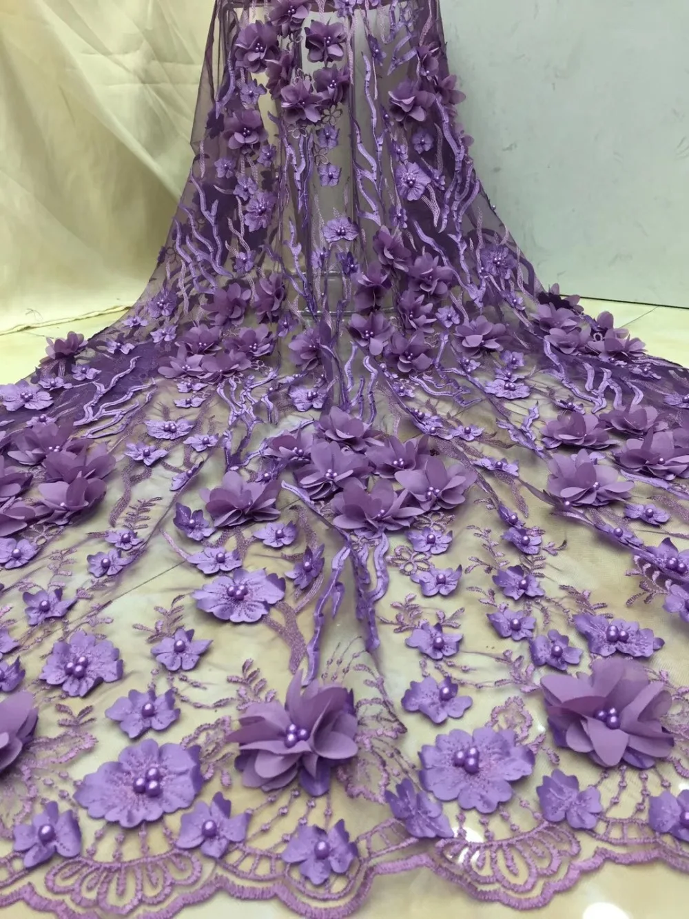

Beautiful Christmas dress lace fabric, Nigeria 3D flower French lace fabric with exquisite beads