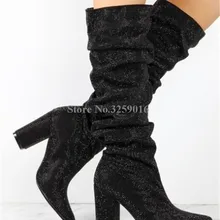 Новинка года; женские сапоги до колена с острым носком, украшенные стразами; Цвет черный, серебристый; высокие сапоги на толстом каблуке с украшением в виде кристаллов