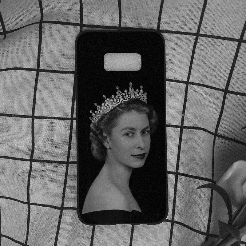 The Queen Elizabeth II Princess Solid