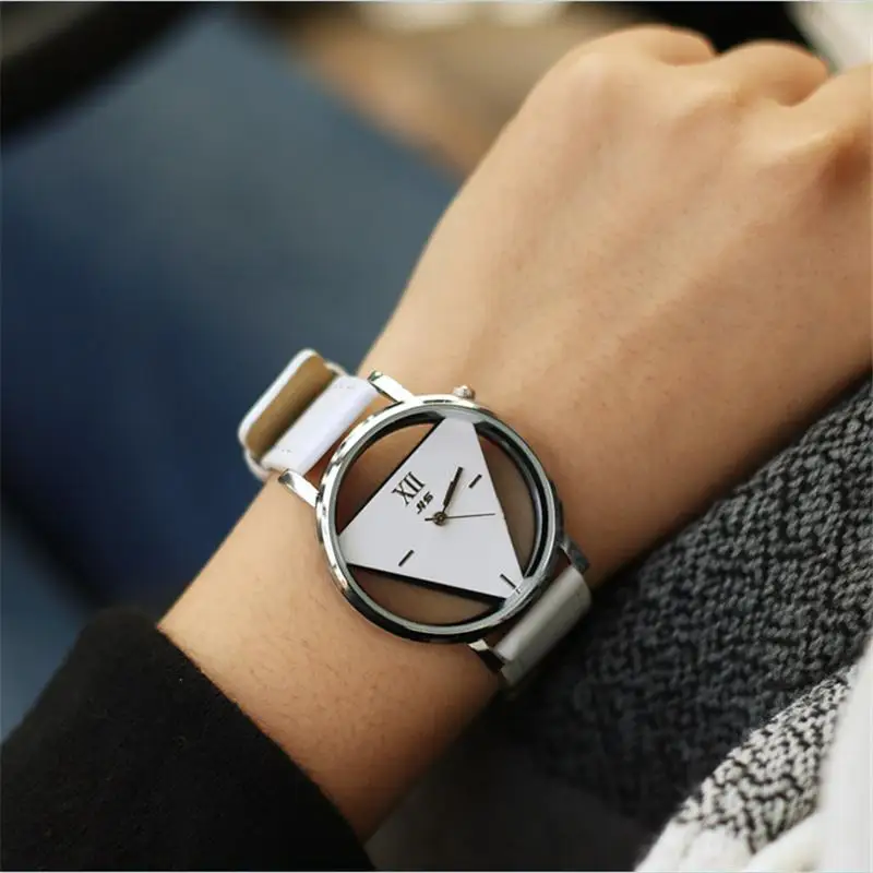 Часы женские наручные треугольной формы. Triangle watch. Прозрачные часы наручные женские. Часы с треугольным циферблатом. Треугольные часы наручные.