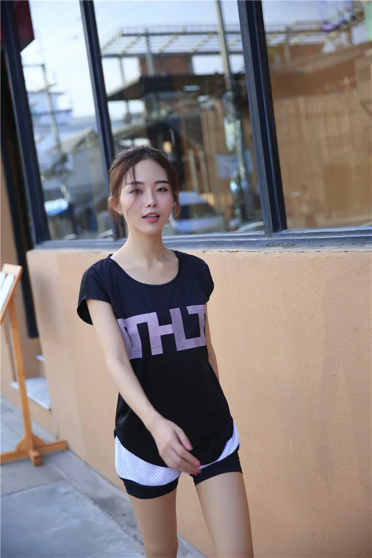 Black Breathable Yoga Shirts Loose Sports Fitness Short Sleeve T Shirt  Ladies Running Quick Dry Tees Tops Clothing P184