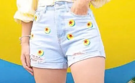 

WIthered mom denim shorts women high street cartoon bow embroidery ball embroidery high waist washed hole denim shorts plus size
