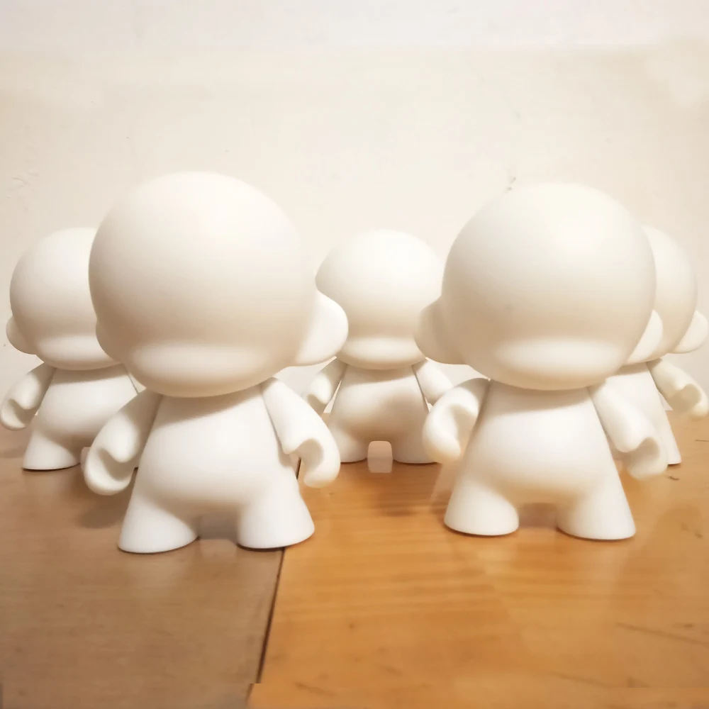 

4inch 5PCS Kidrobot Munny DIY Kids Toys for Art Students White Dolls Do it Yourself Vinyl Art Figure Toy For Boys Accessories