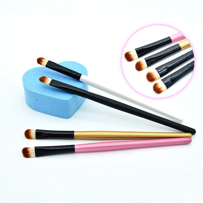

1pc Eyeshadow brush Brush Nail Cleaning Brush Nail Glitter Powder Brush Manicure Nail Art Tool Random Color