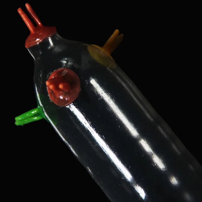 hc030 dotted condoms (53)