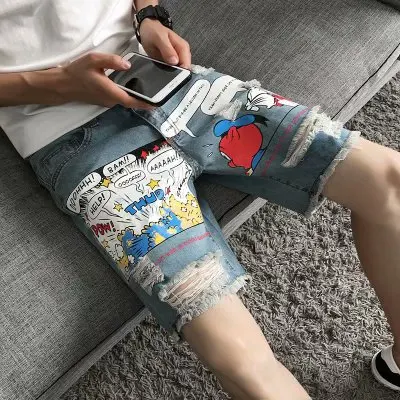 2019 summer wash cartoon print hole five points jeans Korean casual breathable denim pants students five-knee denim jeans shorts 2019 summer wash cartoon print hole five points jeans Korean casual breathable denim pants students five-knee denim jeans shorts