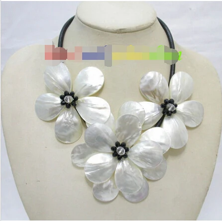 

handcraft 3pcs bloom white seashell black pearls choker leather necklace j821Noble style Natural Fine jewe fast SHIPPING