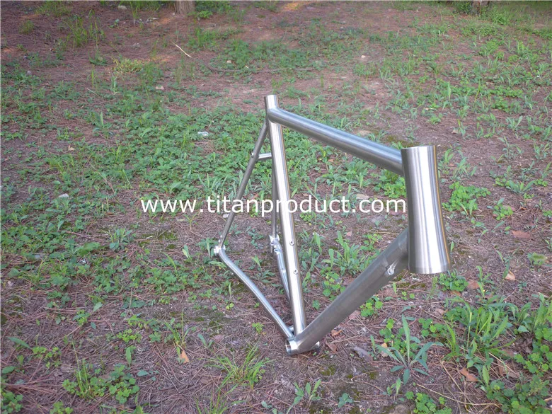 Sale Titanium Road Frame with flat mount 5 Sale Titanium Road Frame with flat mount 5