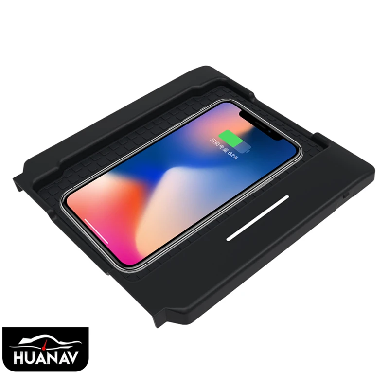 QI Car Wireless Charger For Lexus GS 2014 2015 2016 2017 Intelligent Infrared Fast Wireless Charging Car Phone Holder For iphone