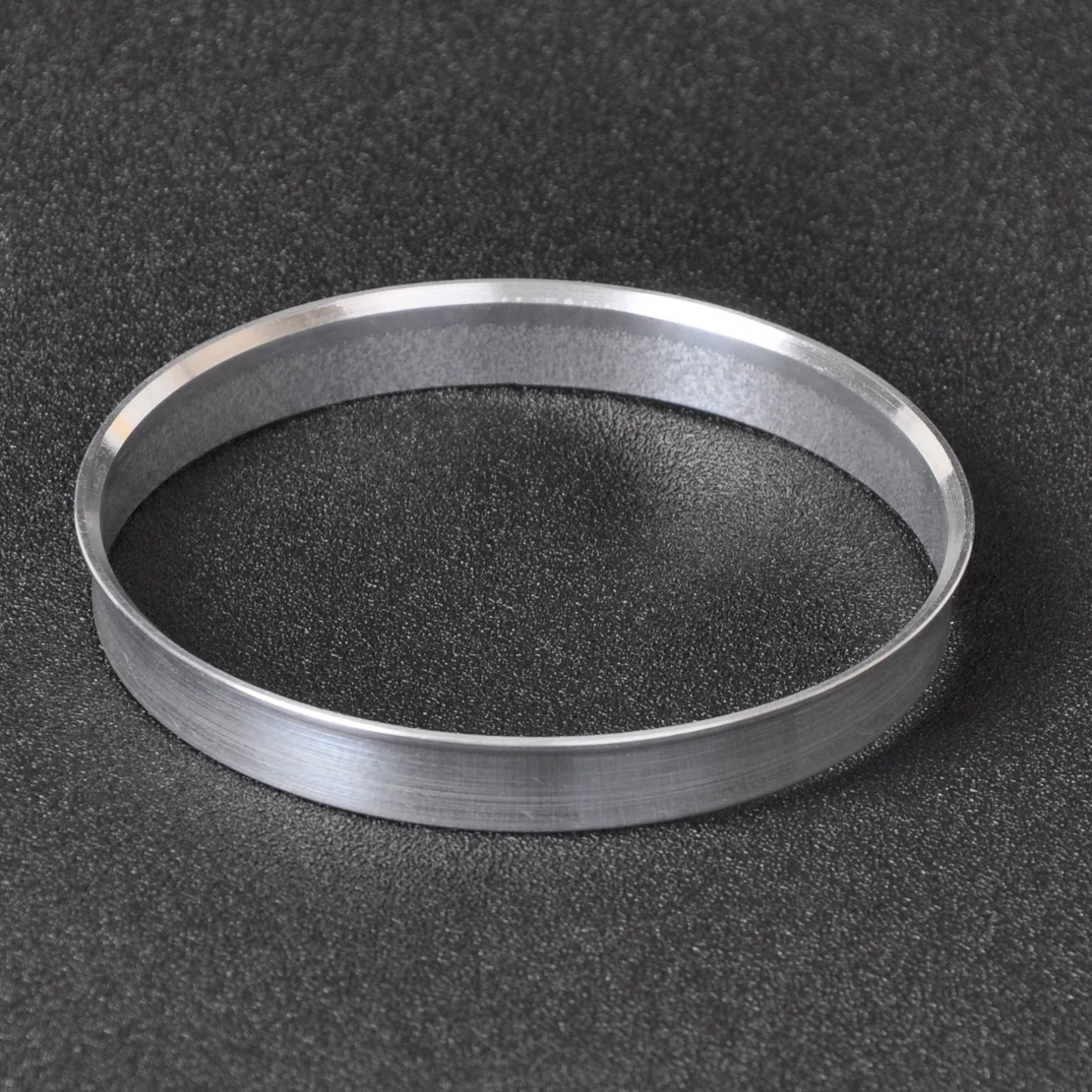 4-58. 1-72. центровочные кольца bmw 72. алюминиевое кольцо. кольца центровочные 72.