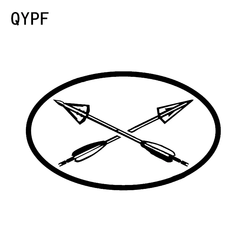 

QYPF 13.5*8.2CM Interesting Oval Bow Hunting Arrow Head Cross Arrows Car Sticker Accessories Vinyl C16-1637