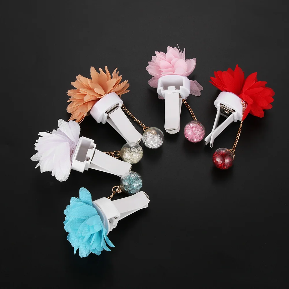 

1 PC Camellia Pendant Air Outlet Fragrant Flower Tassel Freshener Auto Perfume Diffuser Clip Fashion Car Loving Gift