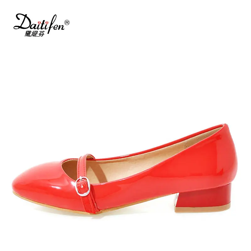 

Daitifen 2018 comfort PU leather ladies shoes concise Solid Square toe Casual Outdoor Loafer Flats for women with Buckle strap