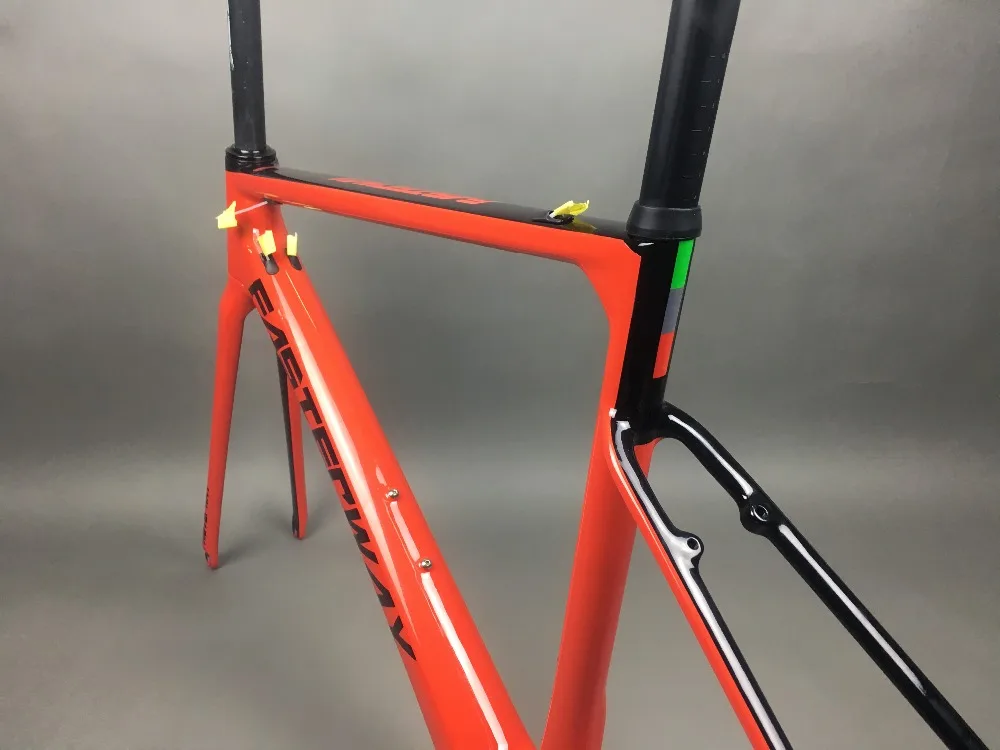Clearance light blue 2018 TAIWAN FASTERWAY classic carbon road frameset UD weaves carbon bike frame:Frameset+Seatpost+Fork+Clamp+Headset 150