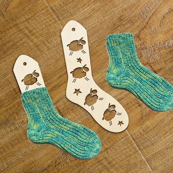 

2pcs Wooden Cute Sheep Sock Blocker DIY Craft Favors Wooden Socks Forms Blockers Handmade Knit Socks Form B Gift
