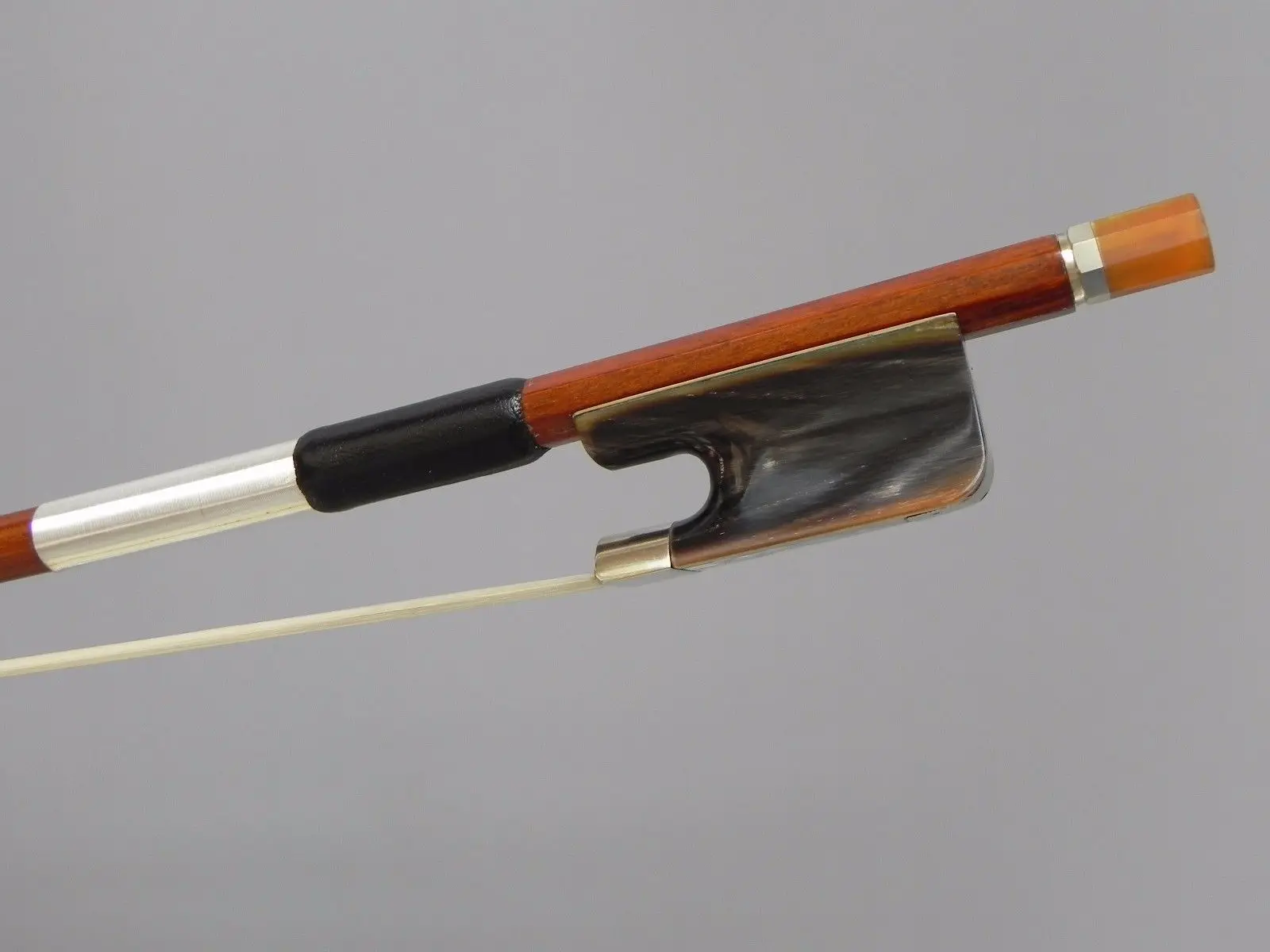 

Genuine Pernambuco Cello Bow!Great Playability Ox Horn Frog AAAA+