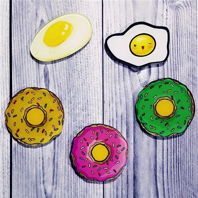 1-PCS-Free-Shipping-Cartoon-Acrylic-Brooch-Donuts-Pizza-Badges-Decoration-Pins-Brooches-Clothing-Backpack-Accessories (3)