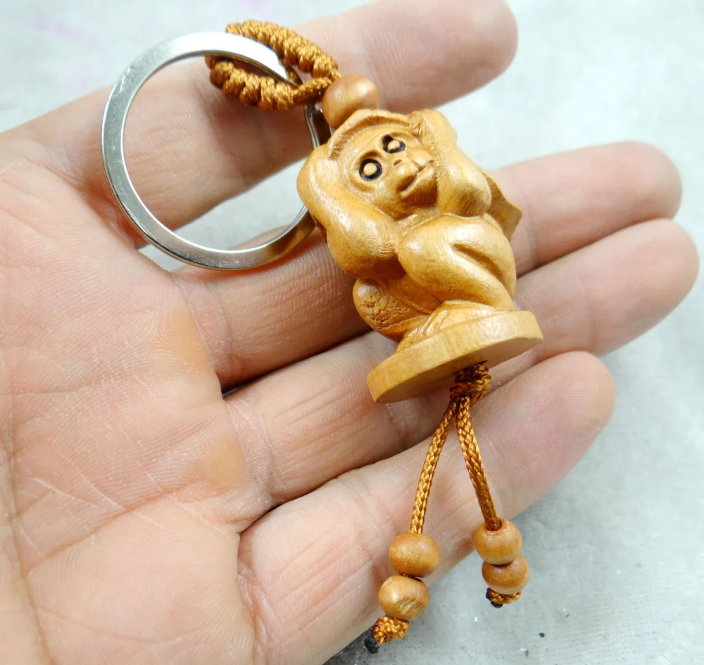 

Mahogany Three-dimensional Engraving Keychain Lifelike monkey Keyring gift for friends women men jewelry car keychain 2pcs