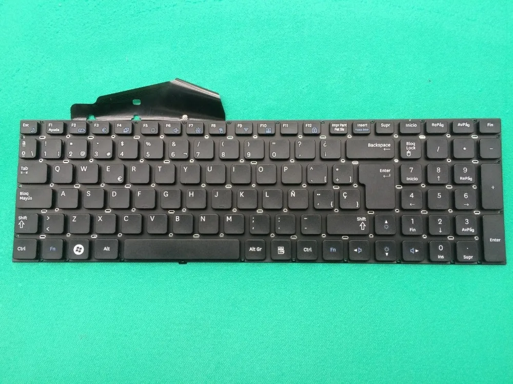 

News notebook Laptop keyboard for Samsung NP-RF510 RF511 SF510 SF511 SP layout