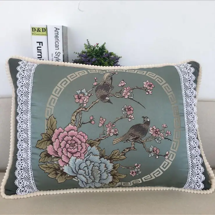 贡缎提花抱枕套1