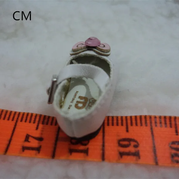 DOLL SHOES HEEL SIZE