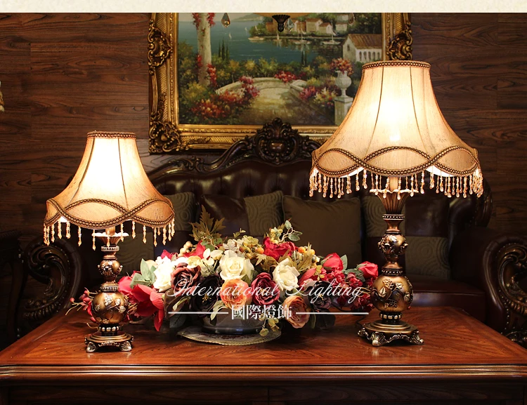 Qiseyuncai-sala de Estar de Estilo Lâmpada de Assoalho Candeeiro de Mesa de Cabeceira Europeu Criativo Retro Vertical Estudo Quarto 27 Qiseyuncai-sala de estar de estilo Europeu lâmpada