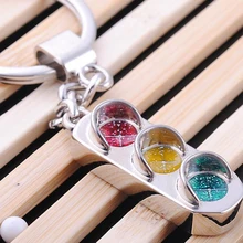 2016 Fashion Creative Traffic Light Styling Car Key Ring Classic Car Keychain Car Accessories Free Shipping