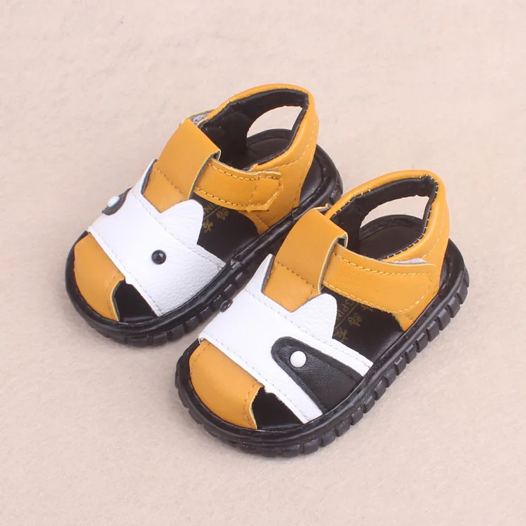 Мультфильм корова для маленьких мальчиков сандалии для девочек Милая Детская летняя новая сумка ног Мягкая Обувь для малышей дно называется пляжная обувь - Цвет: Цвет: желтый