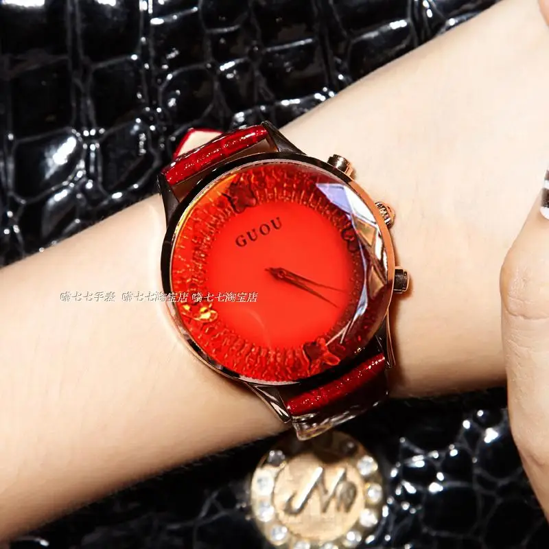 Kopen HK GUOU Merk Quartz Lady Horloge Strass Waterdicht vrouwen Horloge Lederen Upscale Grote Wijzerplaat Luxe Gift Horloges