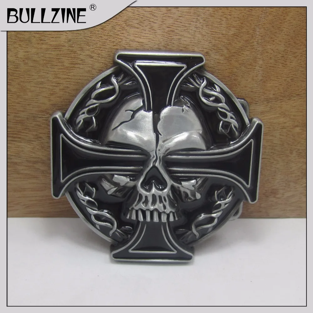 

The Bullzine Cross belt buckle with skull with pewter finish FP-03164 suitable for 4cm width snap on belt