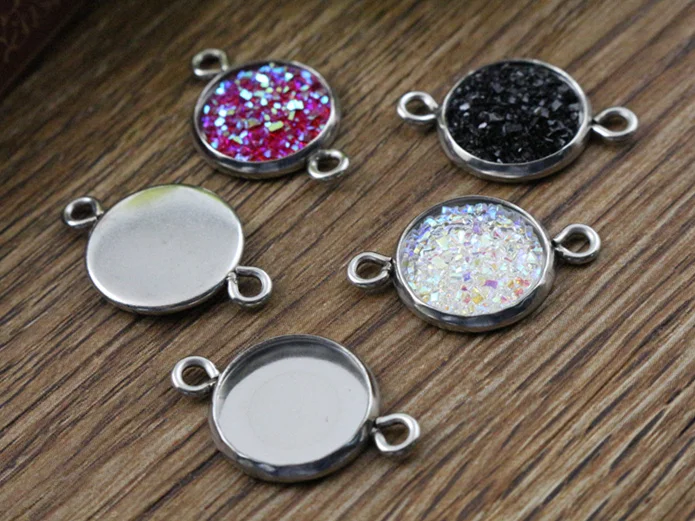 16pcs 12mm Inner Size Stainless Steel Material Simple Style Cabochon Base Cameo Setting Charms Pendant Tray (A2-37) 16pcs 12mm Inner Size Stainless Steel Material Simple Style Cabochon Base Cameo Setting Charms Pendant Tray (A2-37)